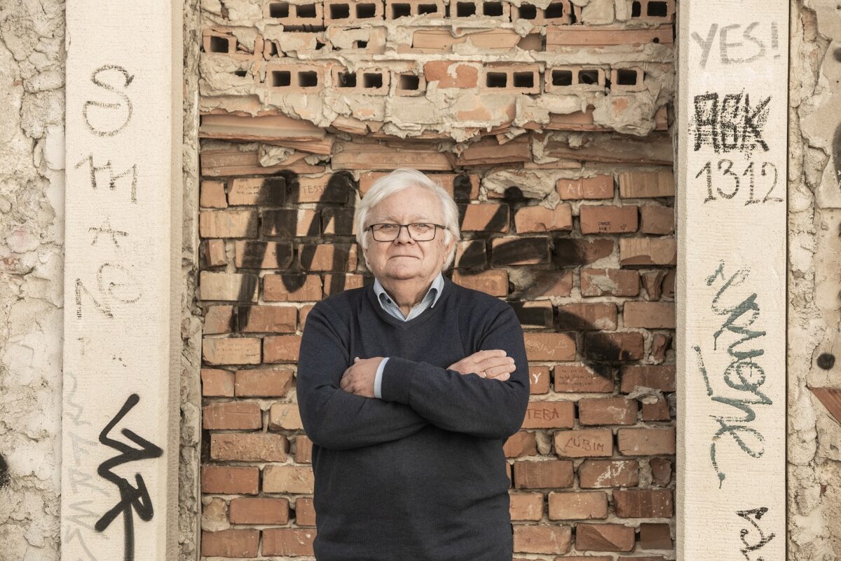 Kameraman Ján Ďuriš. Foto: Miro Nôta